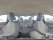 ✅ 2013 Ford Fiesta SE • VIN: 3FADP4BJ2DM225877 • Lot: 92671135. Wystawiony na Copart z przebiegiem 140 105 mil. Bezpłatny archiwum sprzedaży aukcyjnych z USA i szczegółowy raport historii pojazdu na DreamBid. Zdjęcie 14.