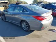✅ 2014 Hyundai Sonata SE • VIN: 5NPEC4AC9EH833853 • Лот: 43514135. Опубликован ранее на IAAI с пробегом 125 725 миль. Бесплатный доступ к архиву аукционных продаж из США и подробный отчёт об истории автомобиля на DreamBid. Изображение 3.