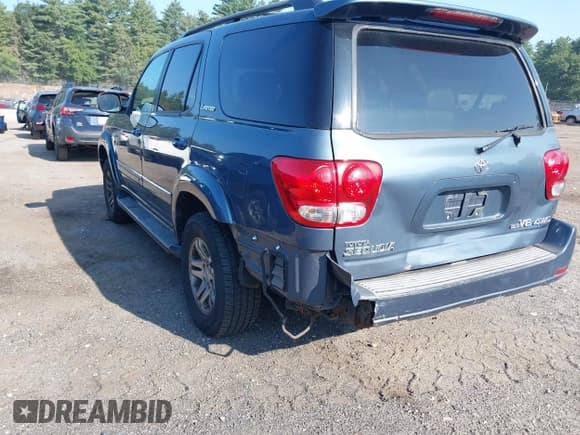 ✅ 2006 Toyota Sequoia Limited • VIN: 5TDBT48A16S270669 • Lot: 42943597. Wystawiony na IAAI z przebiegiem 155 441 mil. Bezpłatny archiwum sprzedaży aukcyjnych z USA i szczegółowy raport historii pojazdu na DreamBid. Zdjęcie 6.