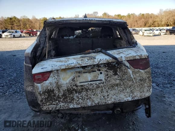 ✅ 2018 Jaguar F-Pace 25t Premium • VIN: SADCJ2FX3JA256188 • Lot: 87387664. Wystawiony na Copart z przebiegiem Nie podano. Bezpłatny archiwum sprzedaży aukcyjnych z USA i szczegółowy raport historii pojazdu na DreamBid. Zdjęcie 6.