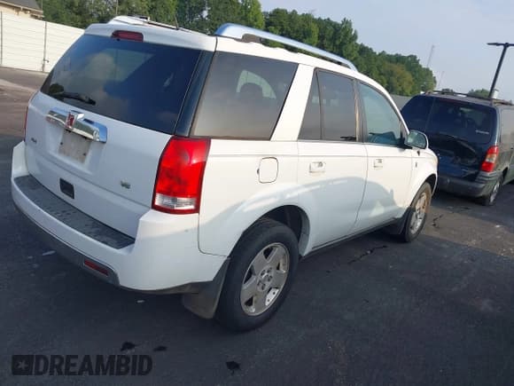 ✅ 2007 Saturn VUE V6 • VIN: 5GZCZ53437S868571 • Lot: 43033952. Wystawiony na IAAI z przebiegiem 217 379 mil. Bezpłatny archiwum sprzedaży aukcyjnych z USA i szczegółowy raport historii pojazdu na DreamBid. Zdjęcie 4.