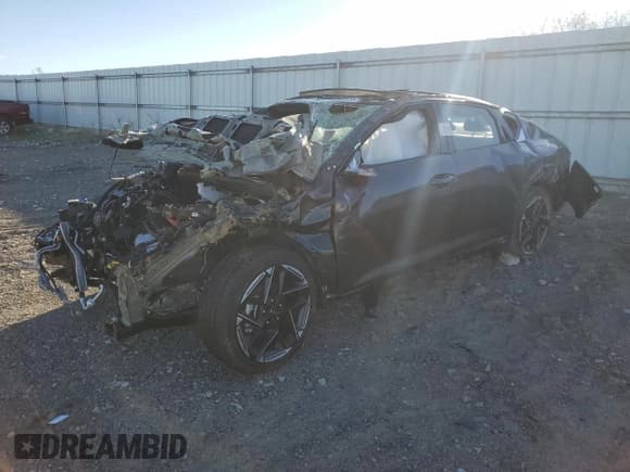 ✅ 2025 Kia K4 GT-Line • VIN: 3KPFW4DE6SE079643 • Lot: 86603355. Wystawiony na Copart z przebiegiem Nie podano. Bezpłatny archiwum sprzedaży aukcyjnych z USA i szczegółowy raport historii pojazdu na DreamBid. Zdjęcie 1.