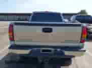 2002 Chevrolet Silverado 1500 LS z VIN 1GCEK14V12Z277928, wystawiony jako IAAI lot #42049150 z przebiegiem 198 414 mil mil oraz . Historia ofert i sprzedaży dostępna na DreamBid. Obrazek 16.