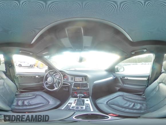 ✅ 2015 Audi Q7 S line Prestige • VIN: WA1DGAFE2FD002964 • Lot: 92410875. Wystawiony na Copart z przebiegiem 191 927 mil. Bezpłatny archiwum sprzedaży aukcyjnych z USA i szczegółowy raport historii pojazdu na DreamBid. Zdjęcie 15.