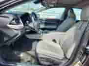 2022 Toyota Camry SE с VIN 4T1G11BK7NU055573, выставлен на аукционе Copart как лот 70327775 с пробегом 19 437 миль миль и Списание • Salvage title. История ставок и продаж доступна на DreamBid. Изображение 7.