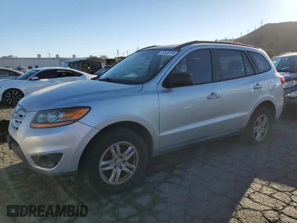 ✅ 2011 Hyundai Santa Fe GLS • VIN: 5XYZG3AB8BG025097 • Lot: 79130134. Listed on Copart with 285,387 mi. Free auction sales archive from the USA and detailed vehicle history report at DreamBid. Image 1.