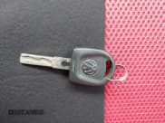 ✅ 2001 Volkswagen Beetle GLS • VIN: 3VWCP21C01M421287 • Lot: 41916015. Listed on IAAI with 413,348 mi. Free auction sales archive from the USA and detailed vehicle history report at DreamBid. Image 11.