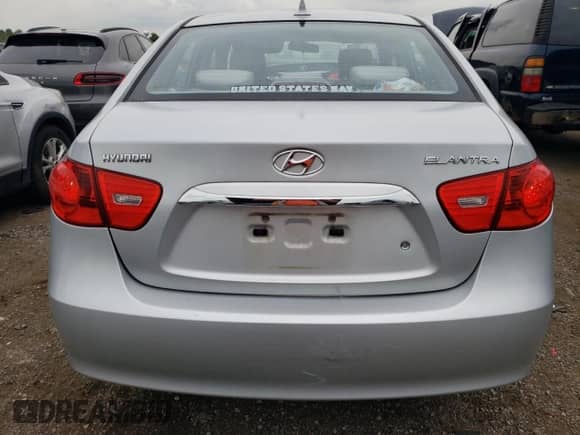 2010 Hyundai Elantra GLS z VIN KMHDU4ADXAU994757, wystawiony jako Copart lot #60771904 z przebiegiem 81 269 mil mil oraz Szkoda całkowita • Salvage title. Historia ofert i sprzedaży dostępna na DreamBid. Obrazek 6.