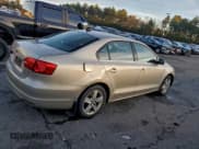 ✅ 2014 Volkswagen Jetta TDI • VIN: 3VWLL7AJ5EM244409 • Лот: 95619785. Опубликован ранее на Copart с пробегом 219 123 миль. Бесплатный доступ к архиву аукционных продаж из США и подробный отчёт об истории автомобиля на DreamBid. Изображение 3.