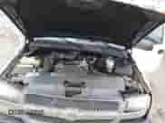 2004 Chevrolet Silverado 1500 Work Truck z VIN 1GCEC14X44Z335614, wystawiony jako IAAI lot #41428046 z przebiegiem 201 735 mil mil oraz . Historia ofert i sprzedaży dostępna na DreamBid. Obrazek 10.