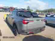 2024 Hyundai Santa Cruz Night Edition с VIN 5NTJCDDF4RH117762, выставлен на аукционе IAAI как лот 40815377 с пробегом 9 839 миль миль и . История ставок и продаж доступна на DreamBid. Изображение 3.