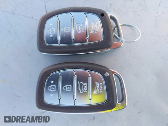 ✅ 2016 Hyundai Tucson Sport • VIN: KM8J3CA22GU136318 • Lot: 43627860. Wystawiony na IAAI z przebiegiem 115 003 mil. Bezpłatny archiwum sprzedaży aukcyjnych z USA i szczegółowy raport historii pojazdu na DreamBid. Zdjęcie 11.