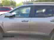 2025 Chevrolet Equinox FWD LT z VIN 3GNAXHEG5SL185017, wystawiony jako IAAI lot #42153417 z przebiegiem 15 434 mil mil oraz . Historia ofert i sprzedaży dostępna na DreamBid. Obrazek 14.