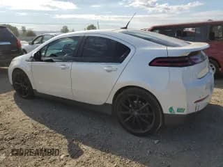 ✅ 2013 Chevrolet Volt • VIN: 1G1RH6E45DU113688 • Lot: 60438744. Wystawiony na Copart z przebiegiem 106 720 mil. Bezpłatny archiwum sprzedaży aukcyjnych z USA i szczegółowy raport historii pojazdu na DreamBid. Zdjęcie 2.