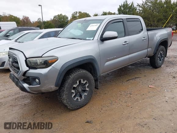 ✅ 2017 Toyota Tacoma SR5 • VIN: 3TMDZ5BN9HM013416 • Lot: 43557102. Listed on IAAI with 108,678 mi. Free auction sales archive from the USA and detailed vehicle history report at DreamBid. Image 19.