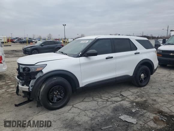 ✅ 2023 Ford Police Interceptor Utility • VIN: 1FM5K8AW4PNA00206 • Lot: 87904865. Wystawiony na Copart z przebiegiem 18 824 mil. Bezpłatny archiwum sprzedaży aukcyjnych z USA i szczegółowy raport historii pojazdu na DreamBid. Zdjęcie 1.