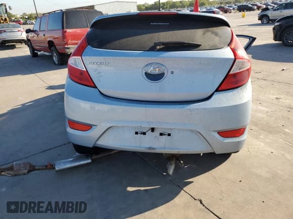 ✅ 2014 Hyundai Accent SE • VIN: KMHCU5AE9EU176128 • Лот: 69928794. Опубликован ранее на Copart с пробегом Не указан. Бесплатный доступ к архиву аукционных продаж из США и подробный отчёт об истории автомобиля на DreamBid. Изображение 6.