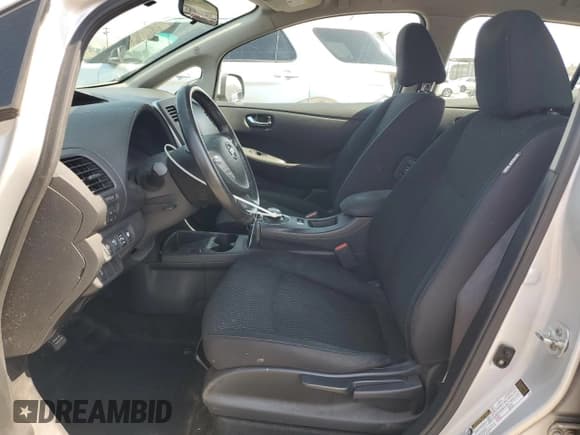 ✅ 2015 Nissan LEAF S • VIN: 1N4AZ0CP2FC303068 • Lot: 55519835. Listed on Copart with 93,618 mi. Free auction sales archive from the USA and detailed vehicle history report at DreamBid. Image 7.