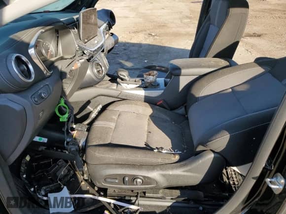 2024 Chevrolet Blazer LT with VIN 3GNKBCR46RS207497, listed as a Copart auction lot 85093365 with Not provided miles and Non repairable. Bid and sale history available at DreamBid. Image 7.