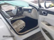 ✅ 2024 Volvo XC60 Plus Dark Theme • VIN: YV4H60DL9R1915780 • Lot: 42025076. Listed on IAAI with Not provided. Free auction sales archive from the USA and detailed vehicle history report at DreamBid. Image 5.