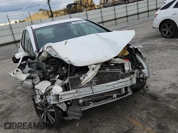 ✅ 2016 Honda Fit EX • VIN: JHMGK5H76GS003828 • Лот: 93984295. Опубликован ранее на Copart с пробегом 144 644 миль. Бесплатный доступ к архиву аукционных продаж из США и подробный отчёт об истории автомобиля на DreamBid. Изображение 14.