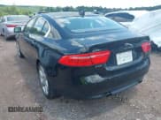 ✅ 2017 Jaguar XE 25t Premium • VIN: SAJAD4BG0HA945502 • Lot: 42568336. Wystawiony na IAAI z przebiegiem 98 996 mil. Bezpłatny archiwum sprzedaży aukcyjnych z USA i szczegółowy raport historii pojazdu na DreamBid. Zdjęcie 3.