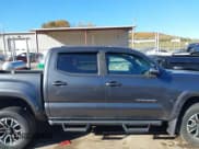 ✅ 2020 Toyota Tacoma SR5 • VIN: 3TMCZ5AN4LM295938 • Lot: 40692316. Listed on IAAI with 75,714 mi. Free auction sales archive from the USA and detailed vehicle history report at DreamBid. Image 13.