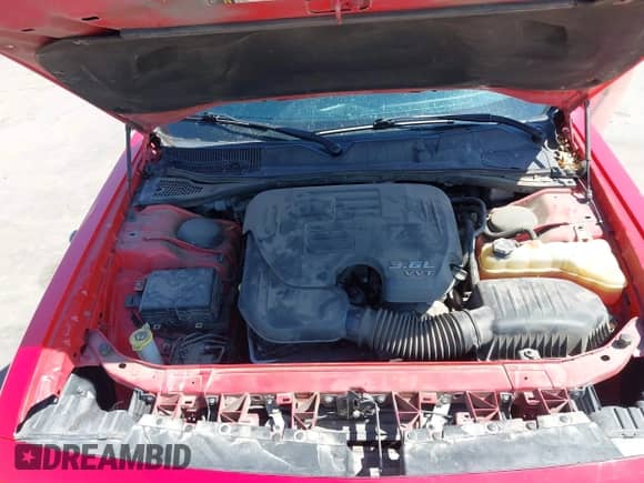 2016 Dodge Challenger SXT Plus z VIN 2C3CDZAG6GH137763, wystawiony jako IAAI lot #43310704 z przebiegiem 119 926 mil mil oraz . Historia ofert i sprzedaży dostępna na DreamBid. Obrazek 10.