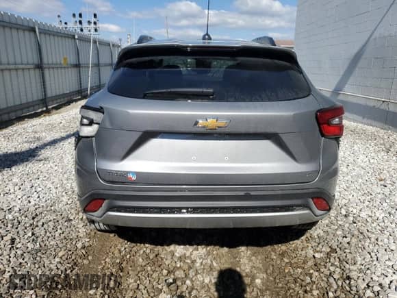 2025 Chevrolet Trax LT z VIN KL77LHEPXSC210386, wystawiony jako Copart lot #86716555 z przebiegiem Nie podano mil oraz Szkoda całkowita • Salvage title. Historia ofert i sprzedaży dostępna na DreamBid. Obrazek 6.