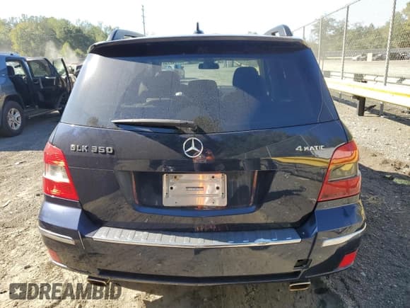 ✅ 2012 Mercedes-Benz GLK 350 • VIN: WDCGG8HB1CF783324 • Lot: 82256775. Listed on Copart with 126,108 mi. Free auction sales archive from the USA and detailed vehicle history report at DreamBid. Image 6.