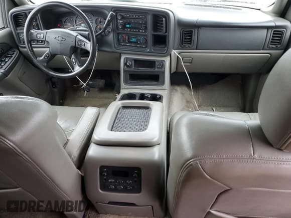 ✅ 2003 Chevrolet Suburban LT • VIN: 1GNFK16Z63J145629 • Лот: 41527715. Опубликован ранее на Copart с пробегом 182 167 миль. Бесплатный доступ к архиву аукционных продаж из США и подробный отчёт об истории автомобиля на DreamBid. Изображение 8.