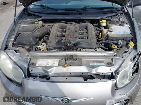 ✅ 1999 Chrysler Concorde • VIN: 2C3HD46J2XH558909 • Lot: 43070725. Listed on IAAI with 118,396 mi. Free auction sales archive from the USA and detailed vehicle history report at DreamBid. Image 10.