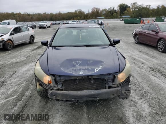 ✅ 2009 Honda Accord LX-P • VIN: 1HGCP26429A040264 • Lot: 89817935. Listed on Copart with 389,611 mi. Free auction sales archive from the USA and detailed vehicle history report at DreamBid. Image 5.