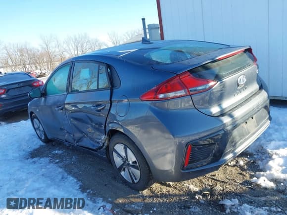 ✅ 2017 Hyundai Ioniq Blue • VIN: KMHC65LC4HU058045 • Lot: 41343454. Wystawiony na IAAI z przebiegiem 78 617 mil. Bezpłatny archiwum sprzedaży aukcyjnych z USA i szczegółowy raport historii pojazdu na DreamBid. Zdjęcie 3.