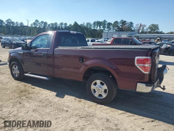 ✅ 2010 Ford F-150 XL • VIN: 1FTMF1CW2AKE63172 • Lot: 90362445. Listed on Copart with 81,189 mi. Free auction sales archive from the USA and detailed vehicle history report at DreamBid. Image 2.