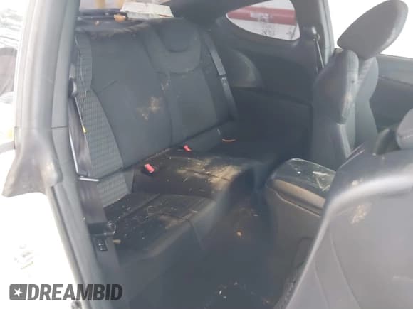 ✅ 2013 Hyundai Genesis Coupe R-Spec • VIN: KMHHT6KD2DU089688 • Lot: 41539758. Wystawiony na IAAI z przebiegiem 129 171 mil. Bezpłatny archiwum sprzedaży aukcyjnych z USA i szczegółowy raport historii pojazdu na DreamBid. Zdjęcie 8.