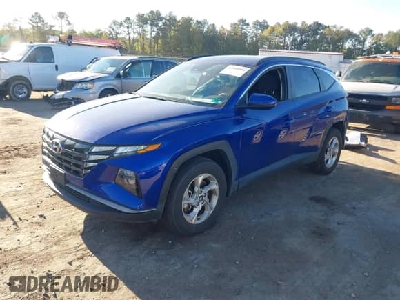 2024 Hyundai Tucson SEL with VIN 5NMJBCDE5RH364255, listed as a IAAI auction lot 43409904 with 38,715 mi miles and . Bid and sale history available at DreamBid. Image 2.