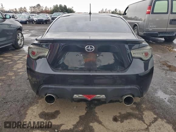 ✅ 2013 Scion FR-S • VIN: JF1ZNAA1XD2710111 • Lot: 94501005. Wystawiony na Copart z przebiegiem 80 033 mil. Bezpłatny archiwum sprzedaży aukcyjnych z USA i szczegółowy raport historii pojazdu na DreamBid. Zdjęcie 6.