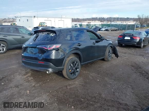 ✅ 2025 Honda HR-V Sport • VIN: 3CZRZ2H58SM723047 • Lot: 41214430. Listed on IAAI with Not provided. Free auction sales archive from the USA and detailed vehicle history report at DreamBid. Image 4.