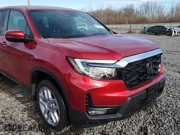 ✅ 2025 Honda Passport EX-L • VIN: 5FNYF8H54SB001026 • Lot: 92932255. Listed on Copart with 6,682 mi. Free auction sales archive from the USA and detailed vehicle history report at DreamBid. Image 14.