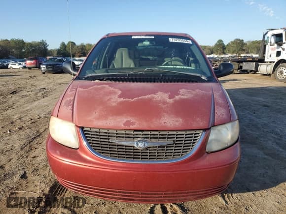 ✅ 2003 Chrysler Town & Country • VIN: 2C4GP24R73R362514 • Lot: 79293044. Wystawiony na Copart z przebiegiem 163 911 mil. Bezpłatny archiwum sprzedaży aukcyjnych z USA i szczegółowy raport historii pojazdu na DreamBid. Zdjęcie 5.