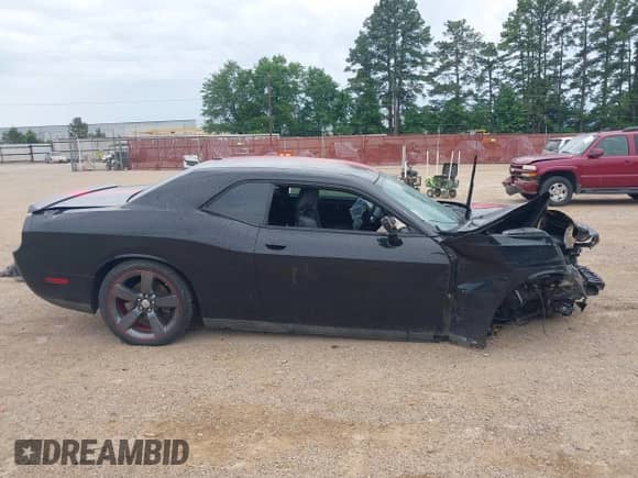 2014 Dodge Challenger SXT with VIN 2C3CDYAG7EH181729, listed as a IAAI auction lot 42174078 with Not provided miles and . Bid and sale history available at DreamBid. Image 13.