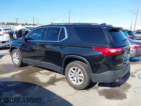 ✅ 2021 Chevrolet Traverse LT Cloth • VIN: 1GNERGKW6MJ167105 • Lot: 43798938. Listed on IAAI with 45,234 mi. Free auction sales archive from the USA and detailed vehicle history report at DreamBid. Image 3.