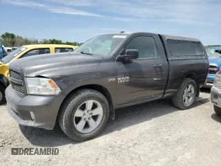 ✅ 2015 Ram 1500 Tradesman • VIN: 3C6JR7AT7FG700797 • Lot: 51066385. Wystawiony na Copart z przebiegiem 93 498 mil. Bezpłatny archiwum sprzedaży aukcyjnych z USA i szczegółowy raport historii pojazdu na DreamBid. Zdjęcie 1.