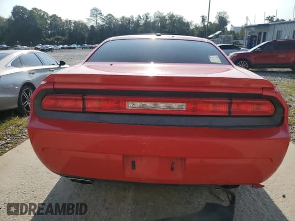 ✅ 2014 Dodge Challenger R/T 100th Anniversary Appearance • VIN: 2C3CDYBTXEH123710 • Lot: 62761854. Wystawiony na Copart z przebiegiem 119 532 mil. Bezpłatny archiwum sprzedaży aukcyjnych z USA i szczegółowy raport historii pojazdu na DreamBid. Zdjęcie 6.