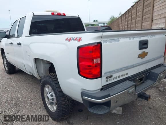 ✅ 2016 Chevrolet Silverado 2500HD Work Truck • VIN: 1GC2KUEGXGZ237228 • Lot: 42282539. Wystawiony na IAAI z przebiegiem 161 478 mil. Bezpłatny archiwum sprzedaży aukcyjnych z USA i szczegółowy raport historii pojazdu na DreamBid. Zdjęcie 3.