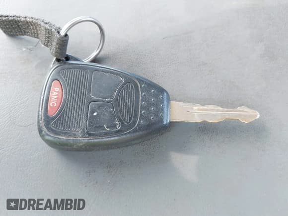 ✅ 2006 Dodge 1500 SLT • VIN: 1D7HU18N86S548473 • Лот: 42537315. Опубликован ранее на IAAI с пробегом 216 943 миль. Бесплатный доступ к архиву аукционных продаж из США и подробный отчёт об истории автомобиля на DreamBid. Изображение 11.