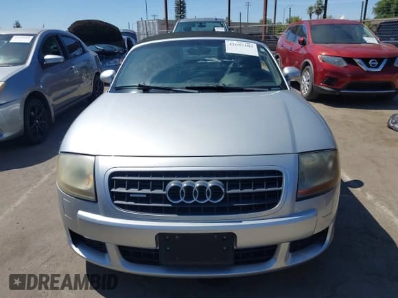 ✅ 2005 Audi TT • VIN: TRUUF28N551003303 • Лот: 42697103. Опубликован ранее на IAAI с пробегом 179 087 миль. Бесплатный доступ к архиву аукционных продаж из США и подробный отчёт об истории автомобиля на DreamBid. Изображение 12.