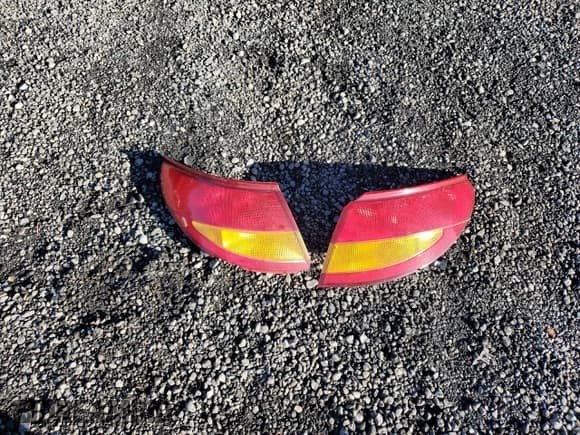 ✅ 1999 Saturn SC • VIN: 1G8ZN1283XZ283513 • Лот: 41760055. Опубликован ранее на Copart с пробегом Не указан. Бесплатный доступ к архиву аукционных продаж из США и подробный отчёт об истории автомобиля на DreamBid. Изображение 12.