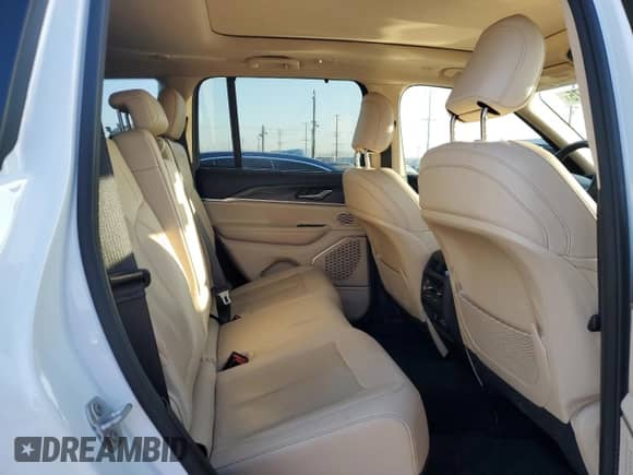 2022 Jeep Grand Cherokee Limited с VIN 1C4RJGBG7N8634129, выставлен на аукционе Copart как лот 70141575 с пробегом 36 550 миль миль и Списание • Salvage title. История ставок и продаж доступна на DreamBid. Изображение 11.